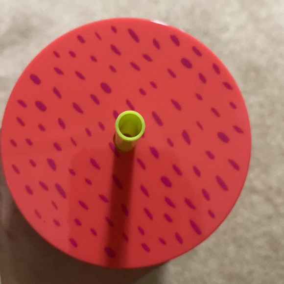 Strawberry Floral Starbucks Venti Cup - Fall 2022 Released - Picture 3 of 5